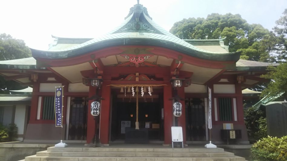 品川神社の社殿